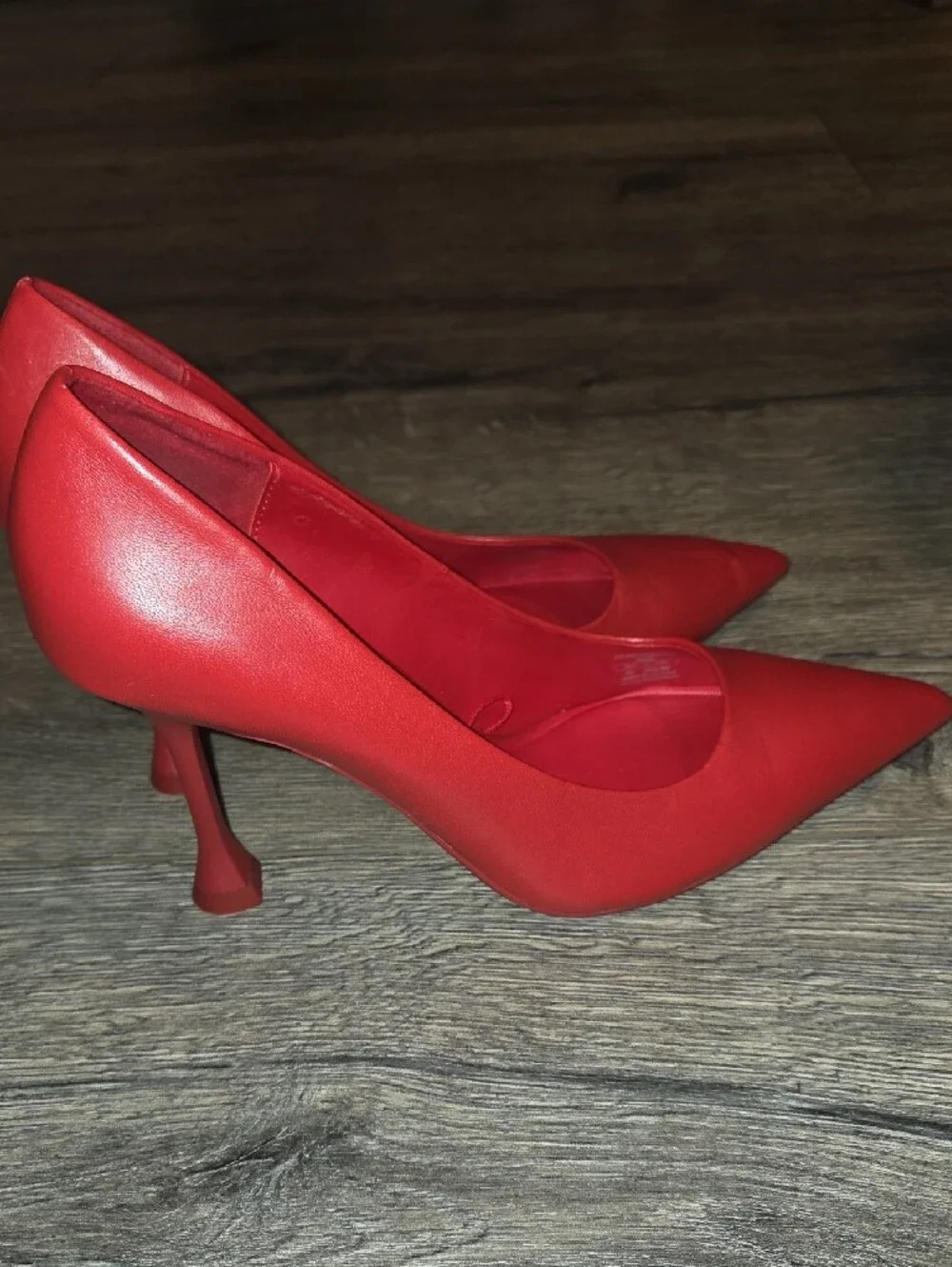 ZARA Red Pointed Leather High Heels - Classic Pumps